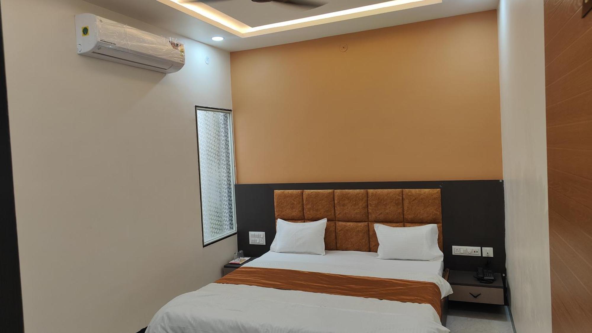 Yashomati Hotel Maheshwar Eksteriør bilde